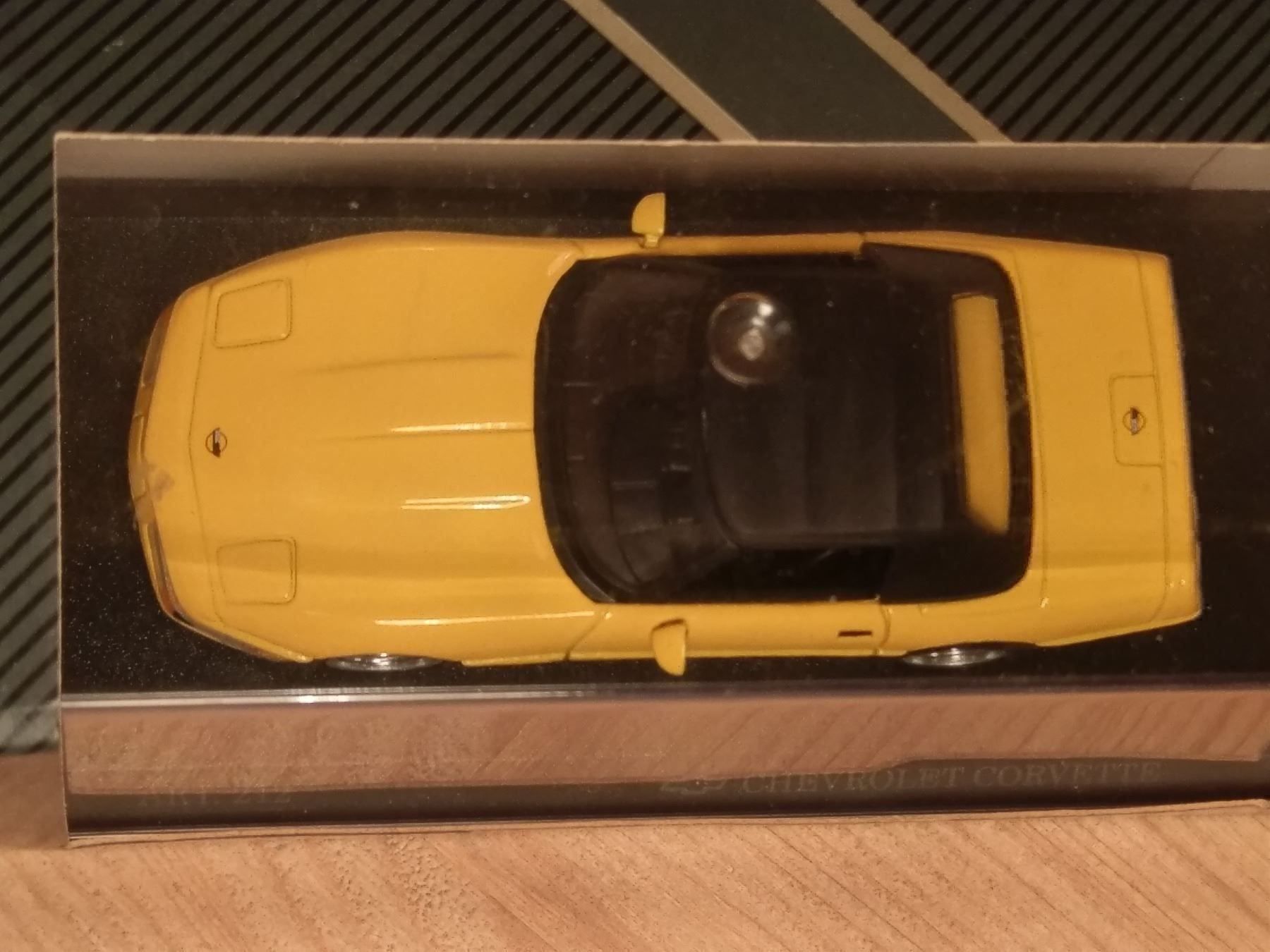 Chevrolet Modellini d'auto: Chevrolet Corvette C4 Convertible 1:43 – Nuovo e nell'imballaggio originale da Hombrechtikon venduto da star888 2