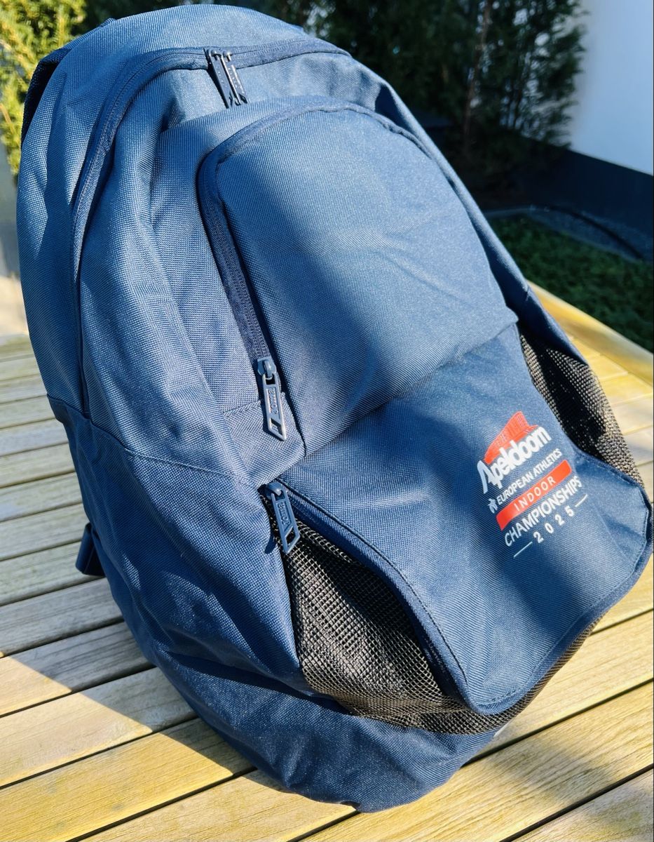 Zaini: Original-Rucksack Indoor-EM Leichtathletik 2025 – Nuovo (secondo la descrizione) da Winterthur venduto da ruebliangel 5