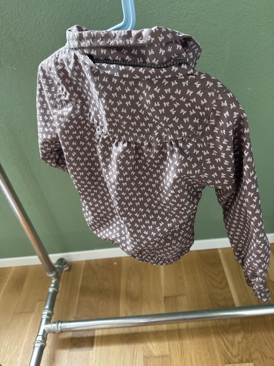 Jacken & Mäntel: Süsse Übergangsjacke mit Schleifen Grösse 92 – Gebraucht aus Lyss von Franzi.R.90 1