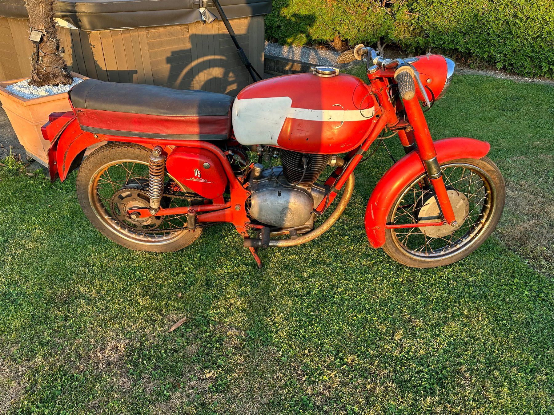 Gilera Strada: Gilera Giubileo 175 Sport, Scheunenfund, Oldtimer, Veteran – Usato da Speicherschwendi venduto da Supersport 7