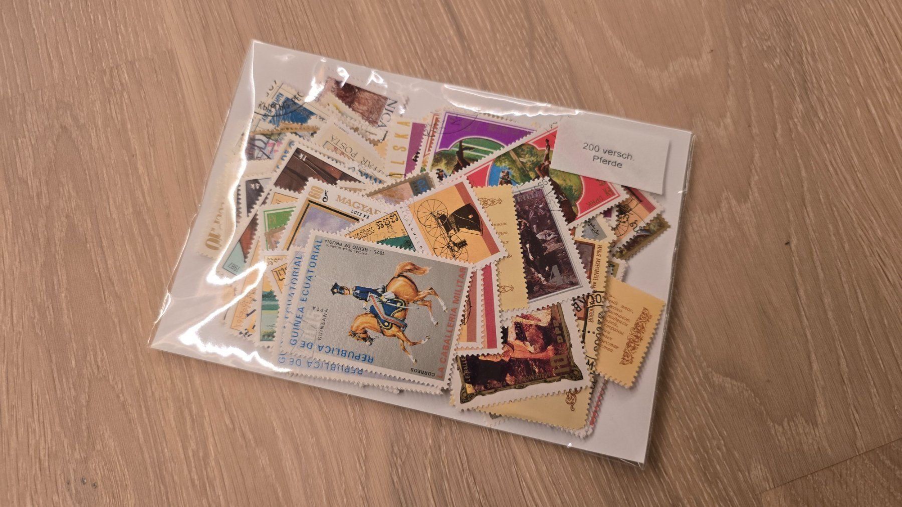 Tutti i francobolli: Pferdebriefmarken 200 Stück Lot – Usato da Krattigen venduto da sekretariat2 2