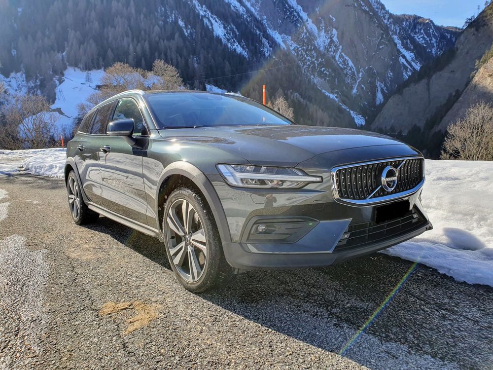 Volvo V60 Cross Country Gebraucht