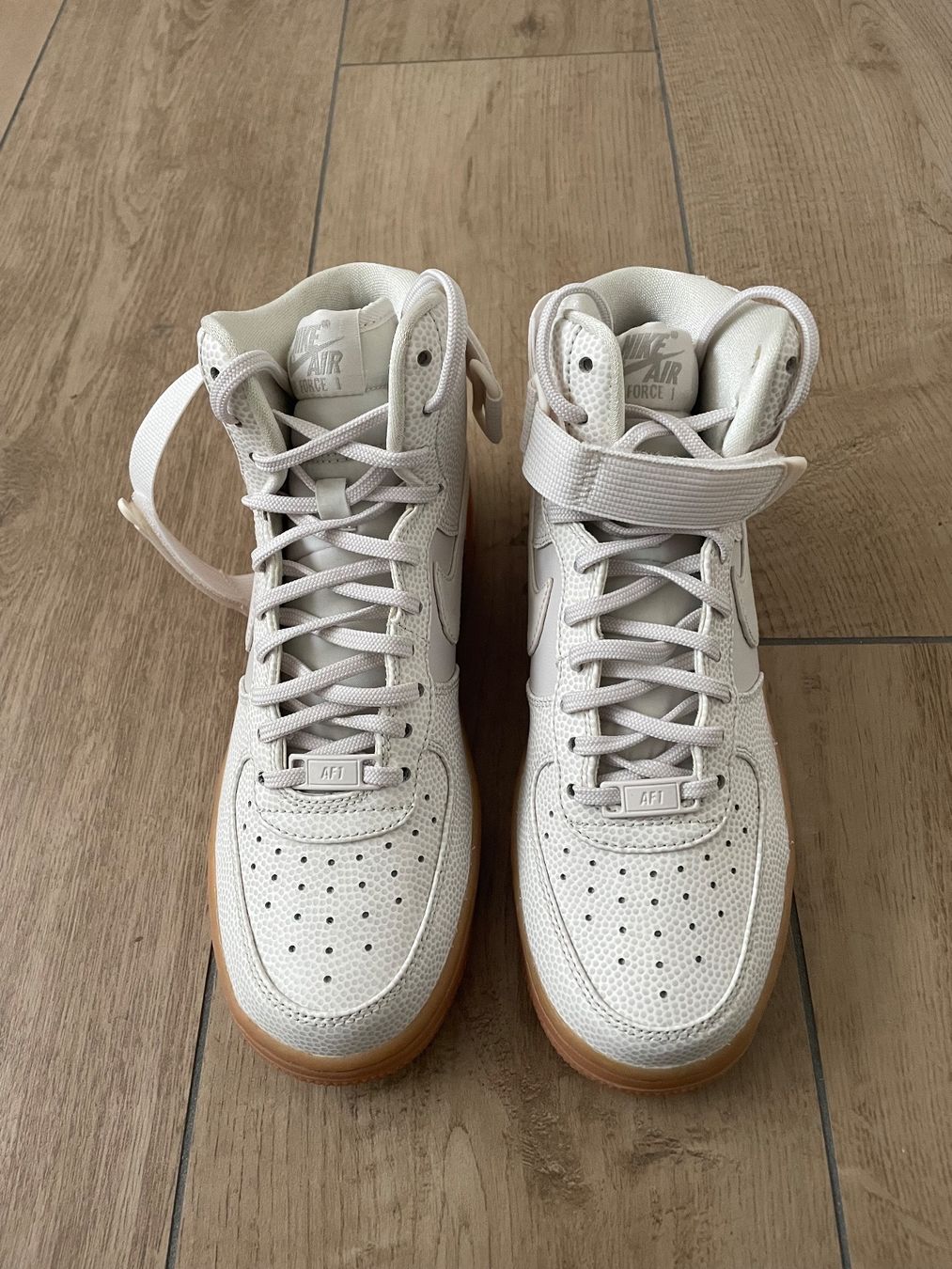 Nike Scarpe da donna: Nike Air Force 1 Gr. 37.5 NEU – Nuovo (secondo la descrizione) da Waltenschwil venduto da hansnine 1