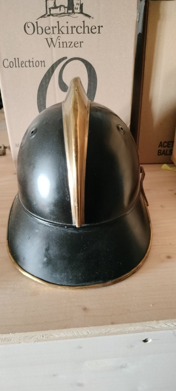 Pompieri: Feuerwehr Helm Alt Nr.5 – Usato da Gansingen venduto da Lisa-Jane 2