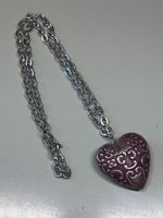 Vintage collana con pendente a cuore "puffed"
