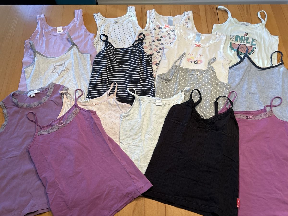 Biancheria intima: 15er Set Unterhemden Mädchen Gr. 122/128 – Usato da Dottikon venduto da cimar
