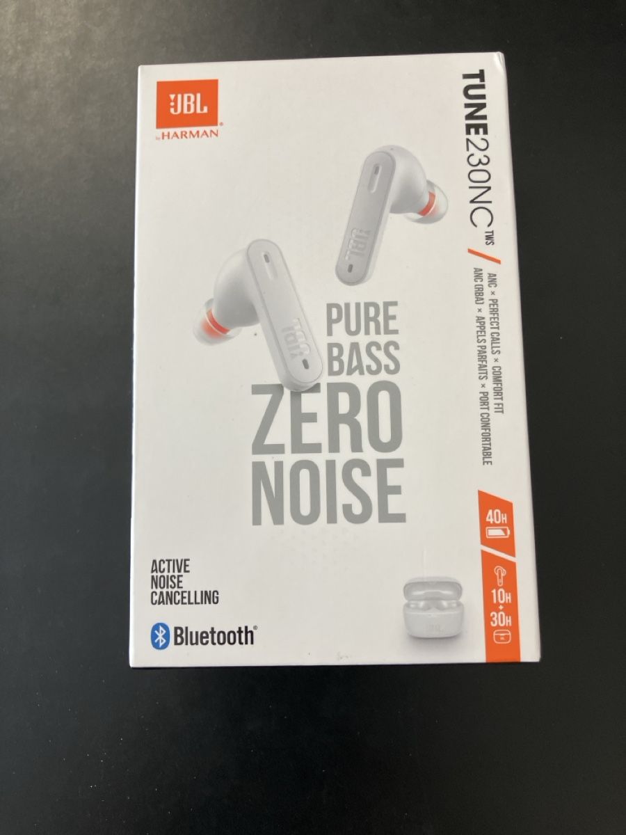 JBL Kopfhörer: Kopfhörer  – Neu und originalverpackt aus Naters von bur_562p