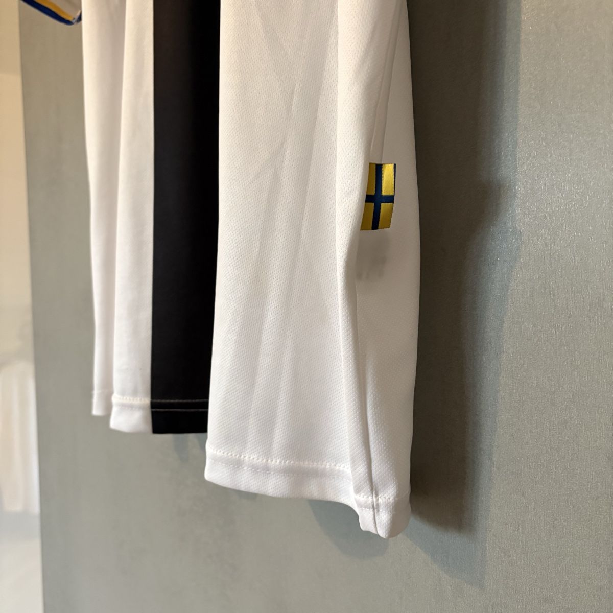 Canottiere & Pantaloni: Matchworn Parma Calcio Morrone Errea – Usato da Winterthur venduto da LaBodega 4