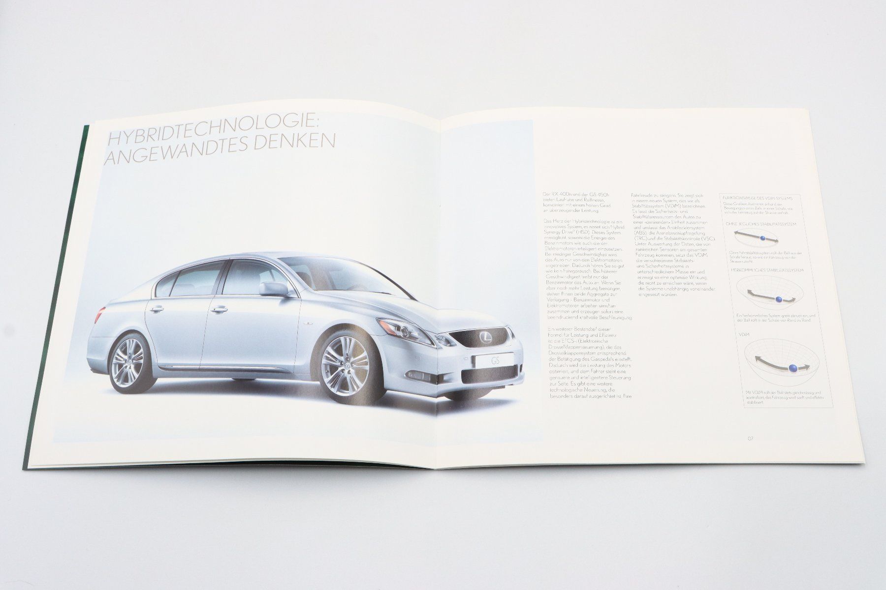 Lexus Documenti: Lexus Hybrid Motion 2006 Prospekt – Usato da Bühl b.Aarberg venduto da Collectorpassions 3