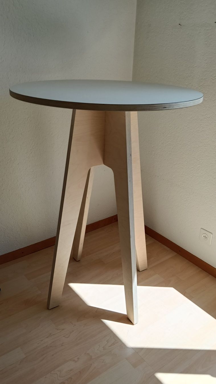 Tavoli: Designertisch, Bartisch, Stehtisch, Vifian – Usato da Steffisburg venduto da tut_s28q 2