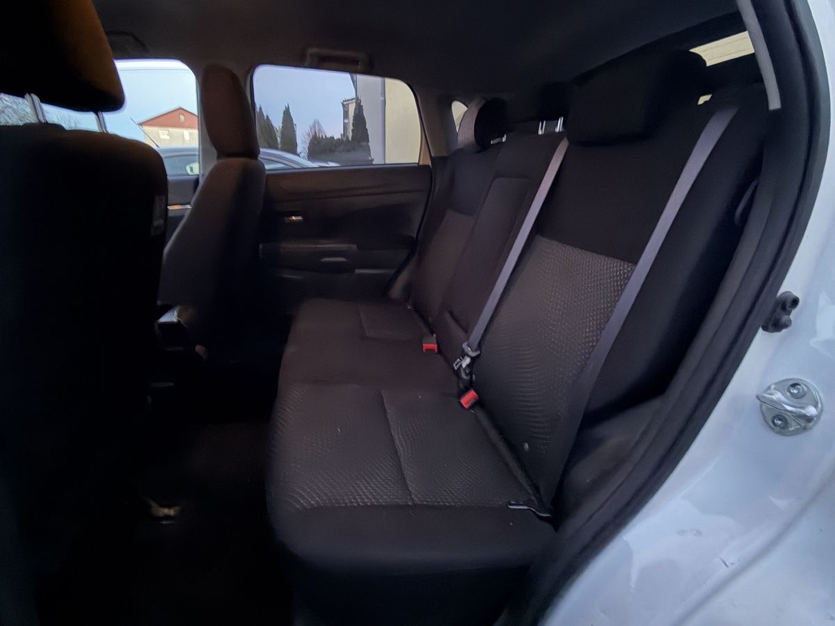 Mitsubishi Automobili: Mitsubishi ASX 2,2 Diesel Automat – Usato da Amriswil venduto da Autocent 8