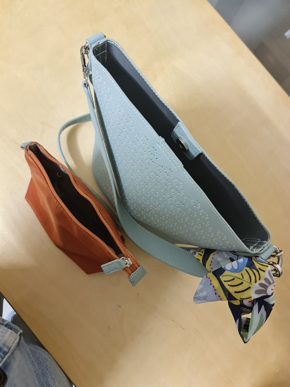 Borse da donna: Handtasche – Usato da Weier im Emmental venduto da tamarabichsel 3