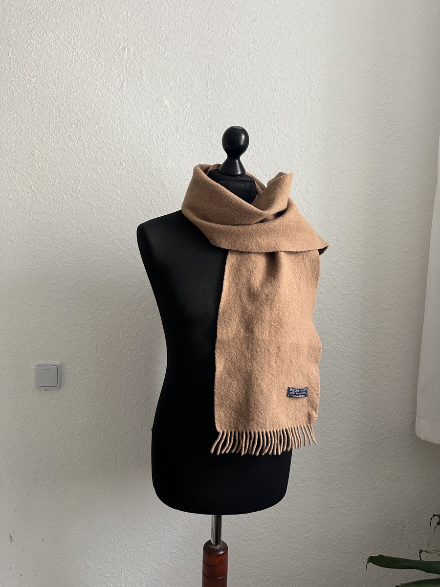 Burberry Foulard & Sciarpe: Vintage Burberry Schal – Nuovo (secondo la descrizione) da Luzern venduto da muh_22qq 1