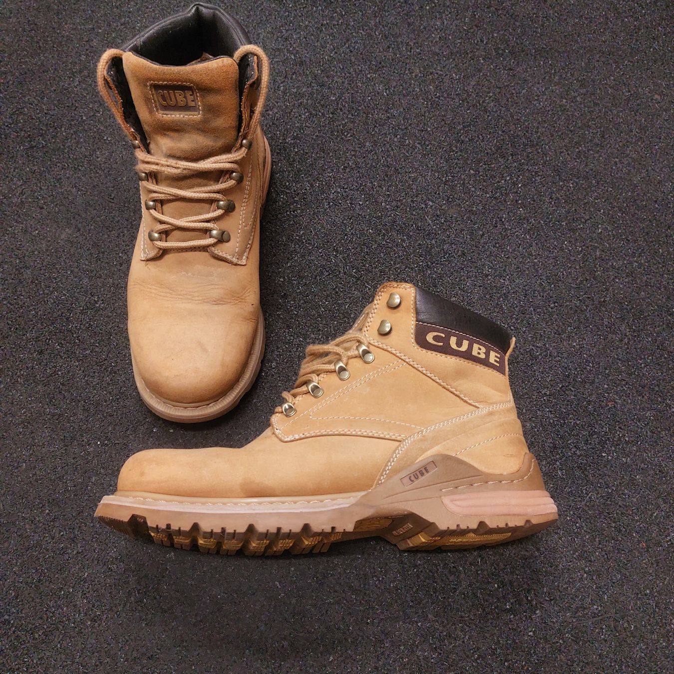 Cube Scarpe da uomo: Ähnlich wie Catapilar, Cube Schuhe – Usato da uzwil venduto da Cama1