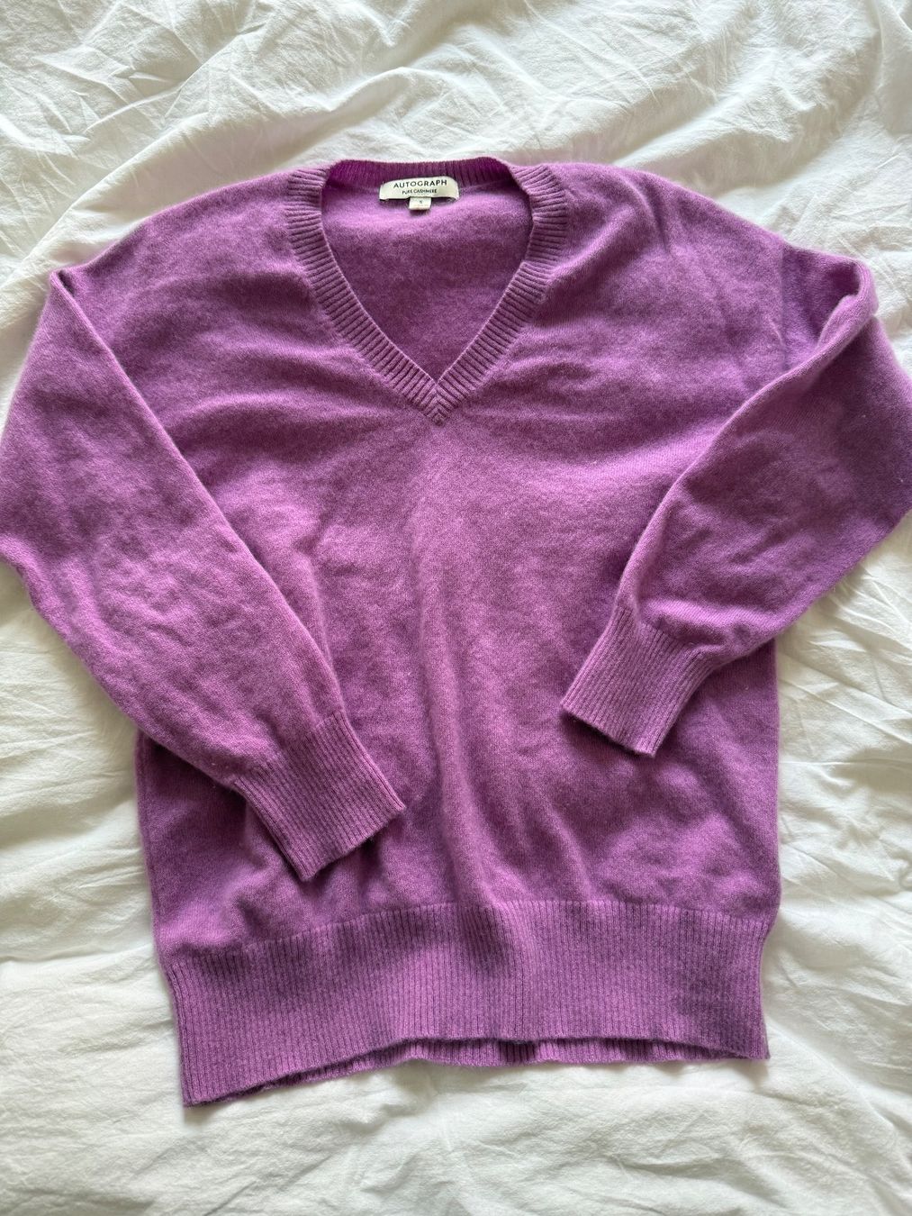 Top: Pull en cachemire rose lilas s – Usato da Payerne venduto da kni_w6xk 2