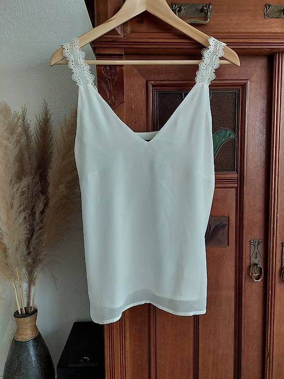 Esprit Top: Espit Top 34 36 Bluse 100% Viskose wie NEU – Usato da Zürich venduto da Julia0123
