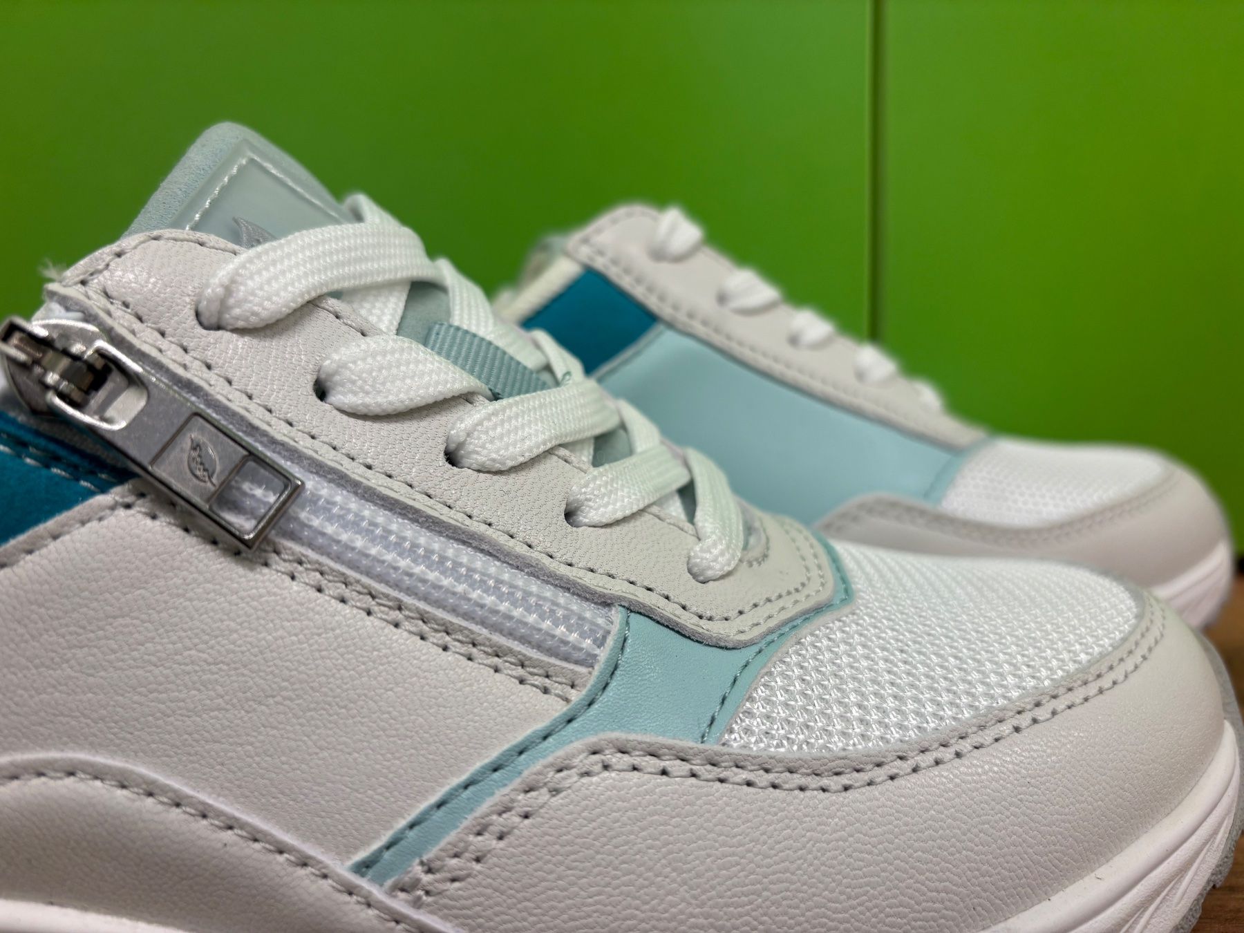 Scarpe da donna: Damen Waldläufer / NEUWERTIG / Gr. 36.5 / GRATIS VERSAND – Nuovo e nell'imballaggio originale da Schmerikon venduto da Lori_lolita 1