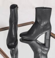 Vegane Stiefelette von NAE Gr. 40