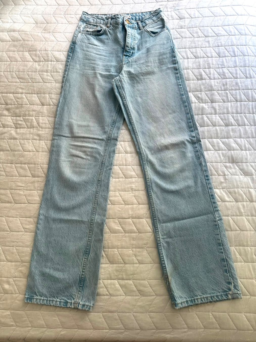 Zara Jeans: Jean  bleu clair zara taille 34 – D'occasion à Collonge-Bellerive par mat_fvx2 2