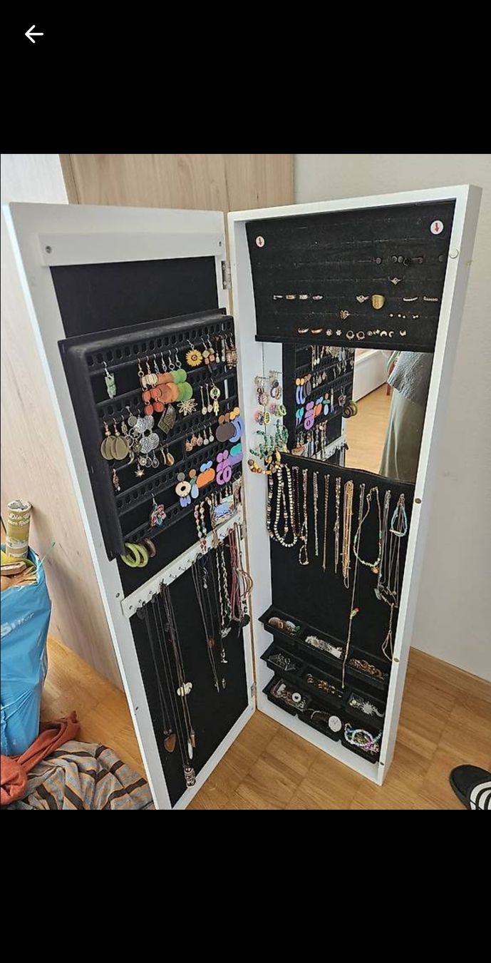 Armadi: Schmuckschrank – Usato da Emmenbrücke venduto da Bluberli