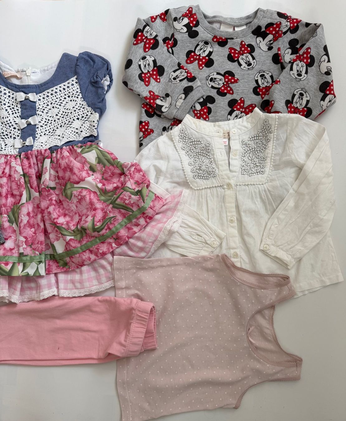 Lotti & Set di vestiti: Kleiderpacket für Mädchen ca 80 – Usato da Zumikon venduto da natalia6211 1