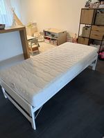 90x200 Bett & Matratze Pfister