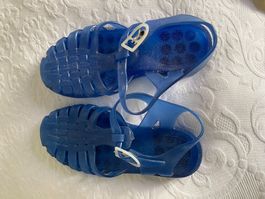 Blaue Badeschuhe/Sandalen, ideal für den Sommer, Gr. 31