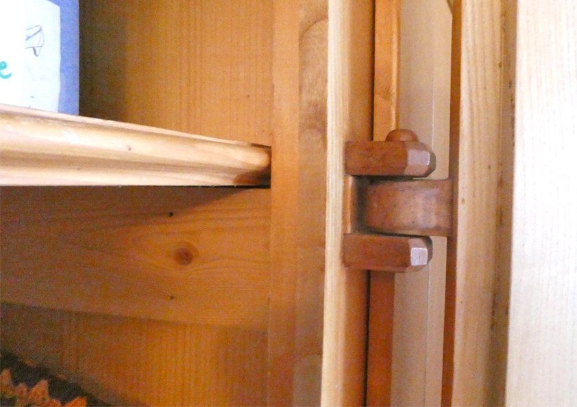 Schlafzimmerschrank Esche massiv, Spezialanfertigung 1947/48 (Gebraucht ...