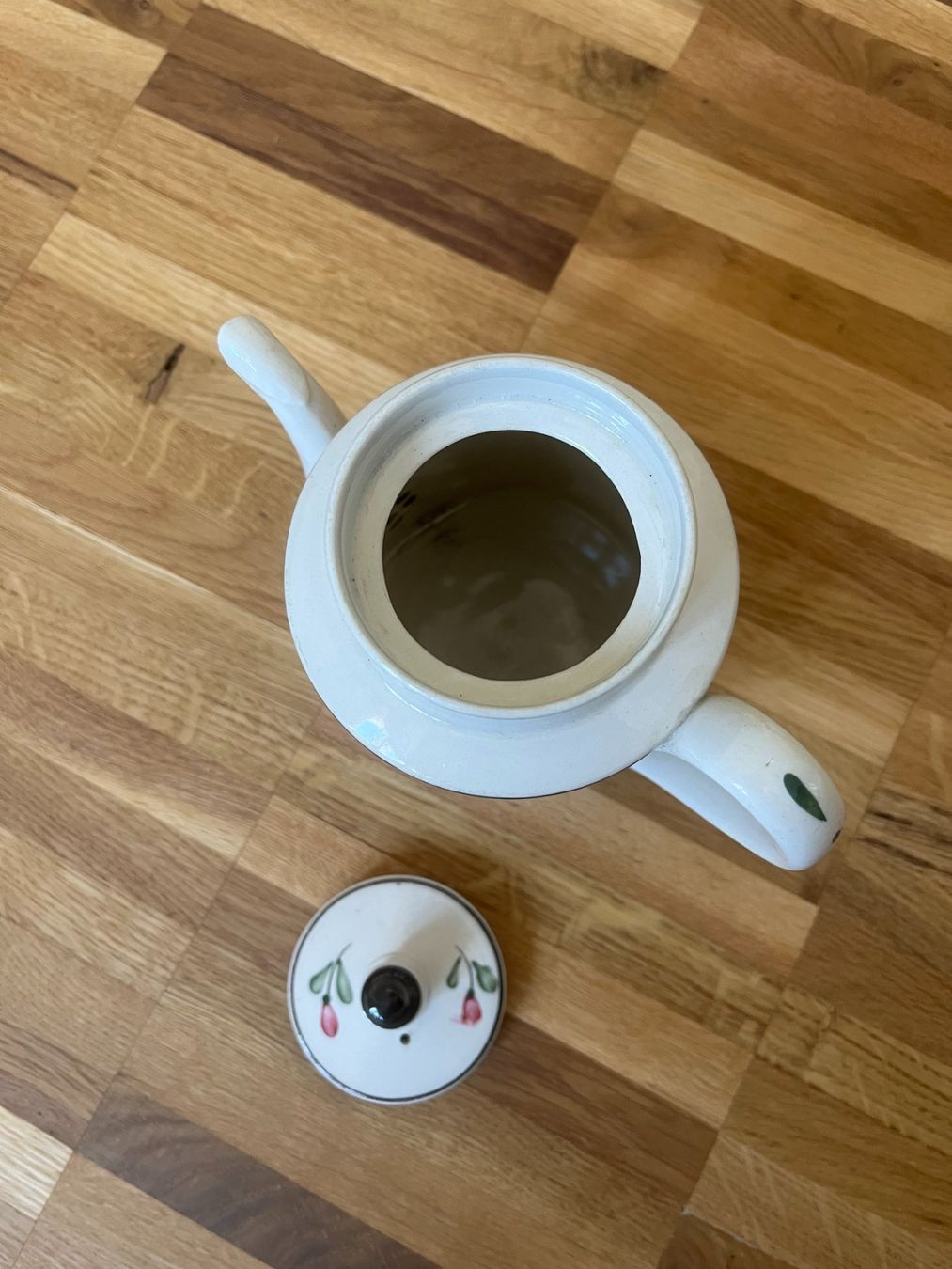 Teekannen: Kaffeekanne oder Teekanne Vintage mit Blumenmuster – Gebraucht aus Brugg AG von Wavey 1