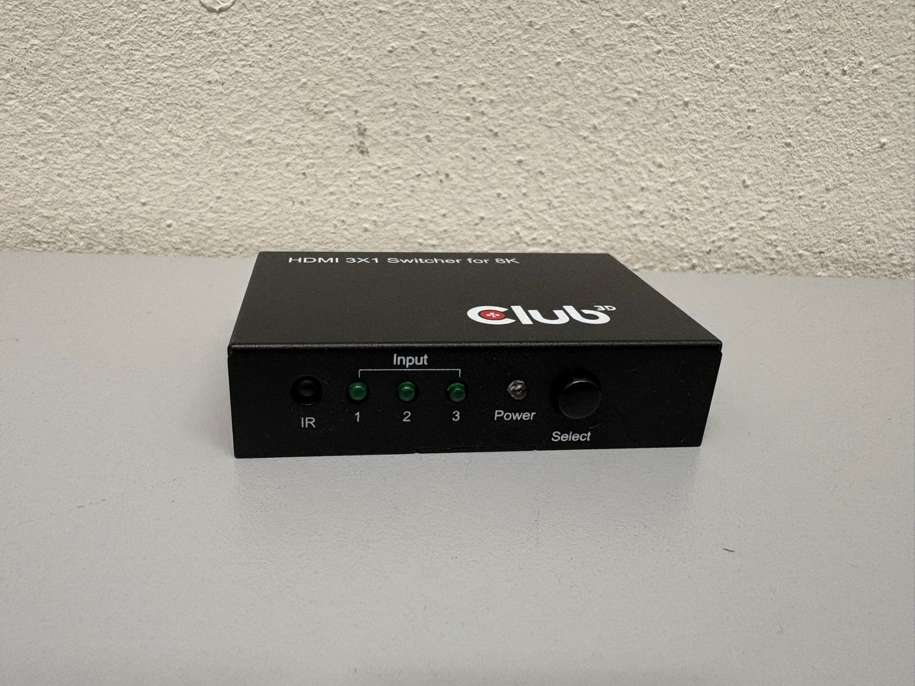 Hub & Switch: Club 3D 8K HDMI 3x1 Switch – Nuovo (secondo la descrizione) da Hochdorf venduto da av-electronics 2