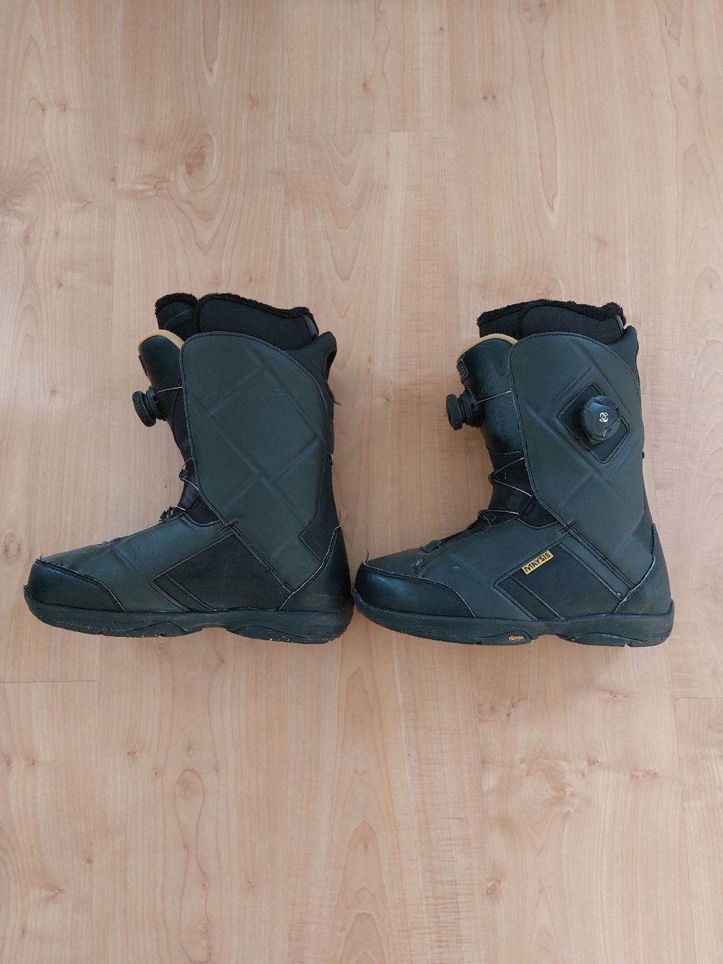 Vibram Scarpe da uomo: Boots de snowboard – Usato da Bulle venduto da T-STR