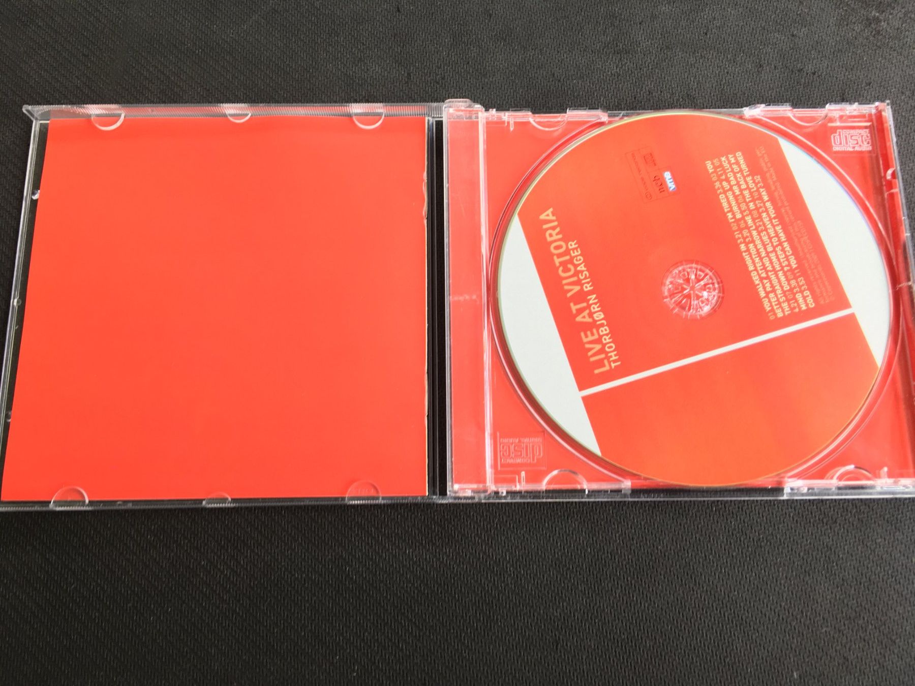 CD: Live at Victoria - Thorbjørn Risager  -CD- – Usato da St.Gallen venduto da MedienJoe 1