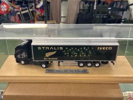 IVECO ALL BLACKS - Transportwagen Modell