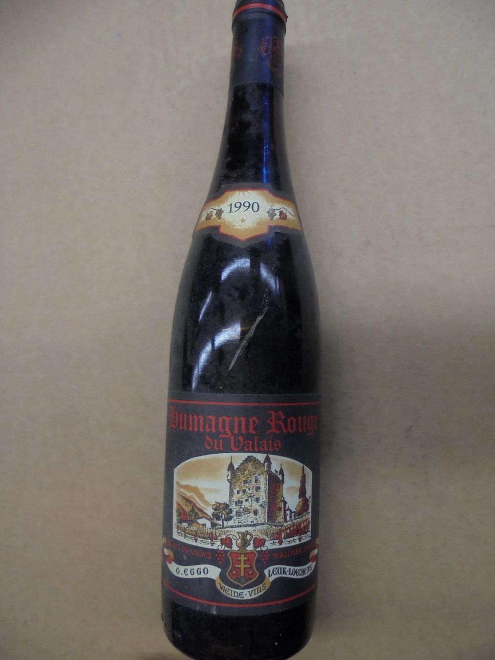 Vino: Lhumagne Rouge du Valais, Rotwein Wallis, Schweiz – Nuovo (secondo la descrizione) da Bassersdorf venduto da Pandir