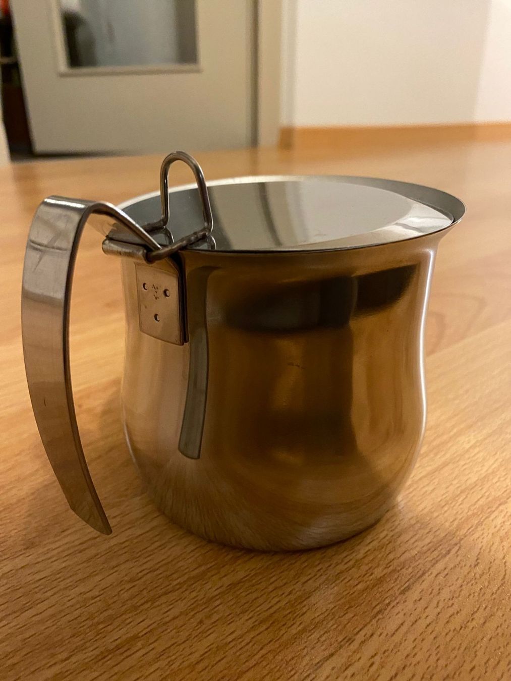 Cucine complete: Milchkännchen Edelstahl mit Deckel – Usato da Uster venduto da faandrei 3