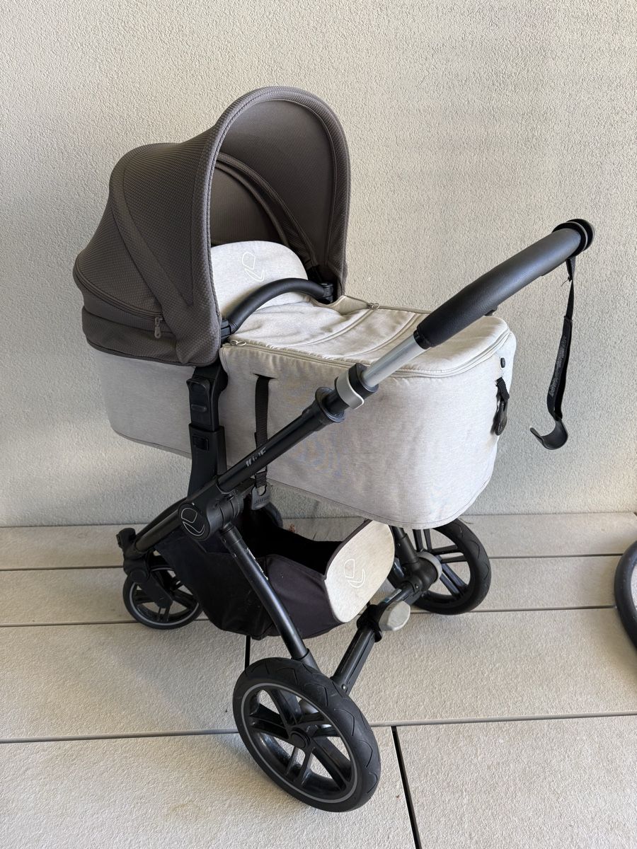 Carrozzine: Jané Kinderwagen full set 3-1, Kawai + Micro + Koos iSize – Usato da Zürich venduto da Folgado