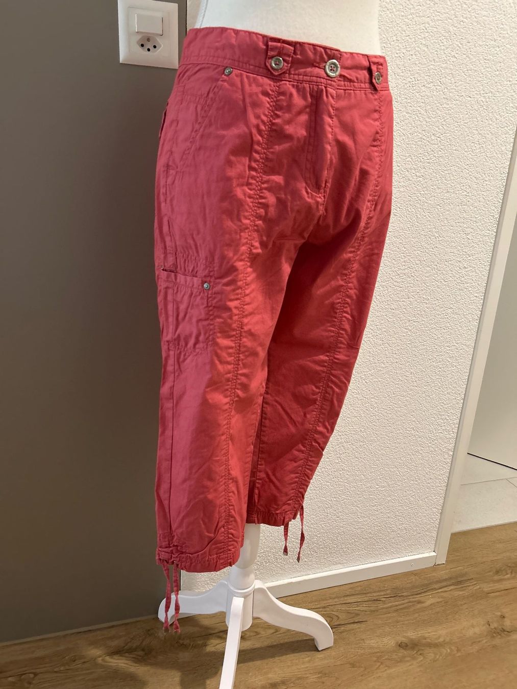 Pantaloni: 3/4 Sommerhose rot  von Chicorée – Usato da Brunnen venduto da Nala2929 2
