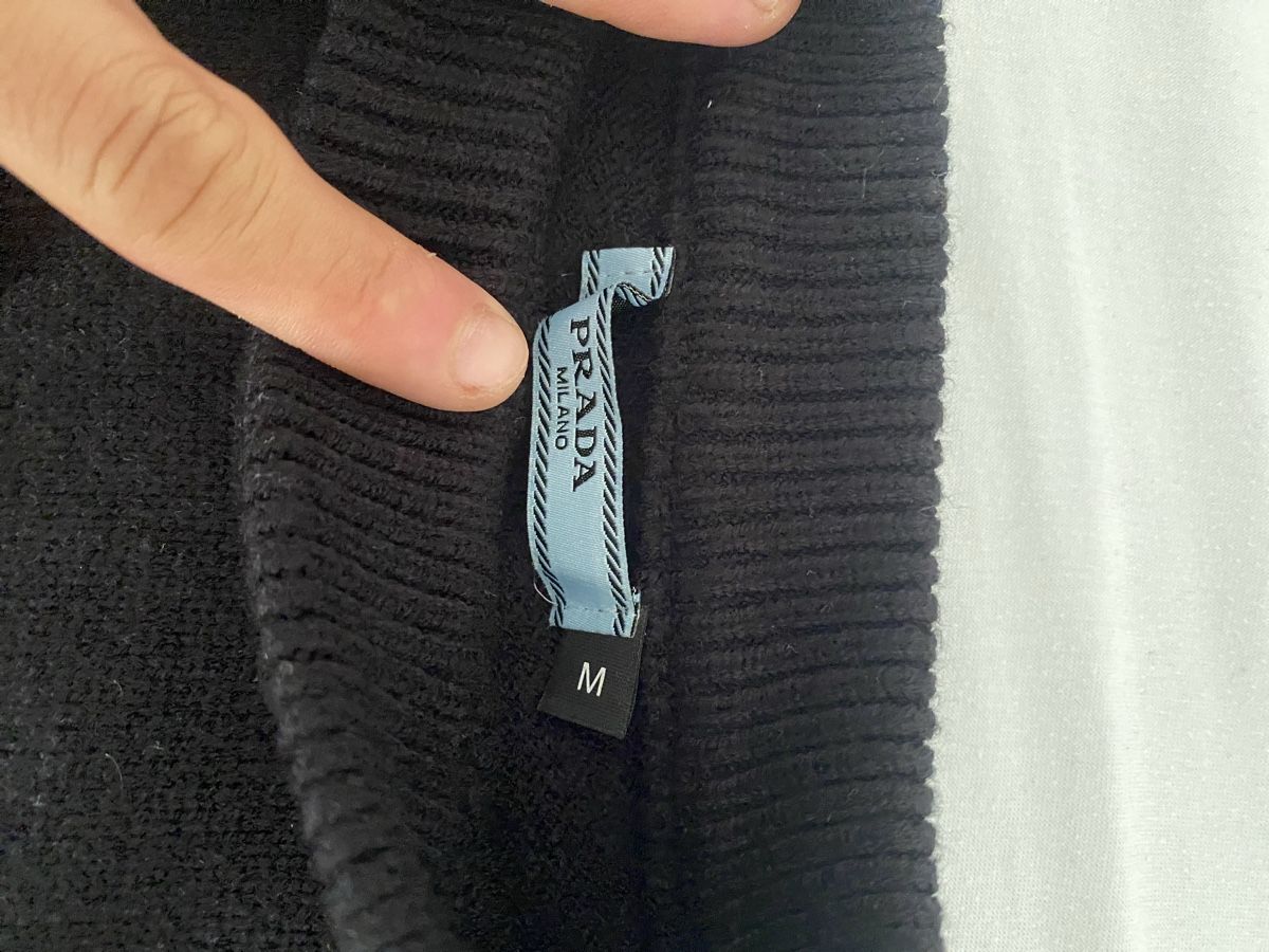 Pulls & Sweat-shirts: Pullover  – Neuf (Voir description) à Pratteln par fra_rd8j 2