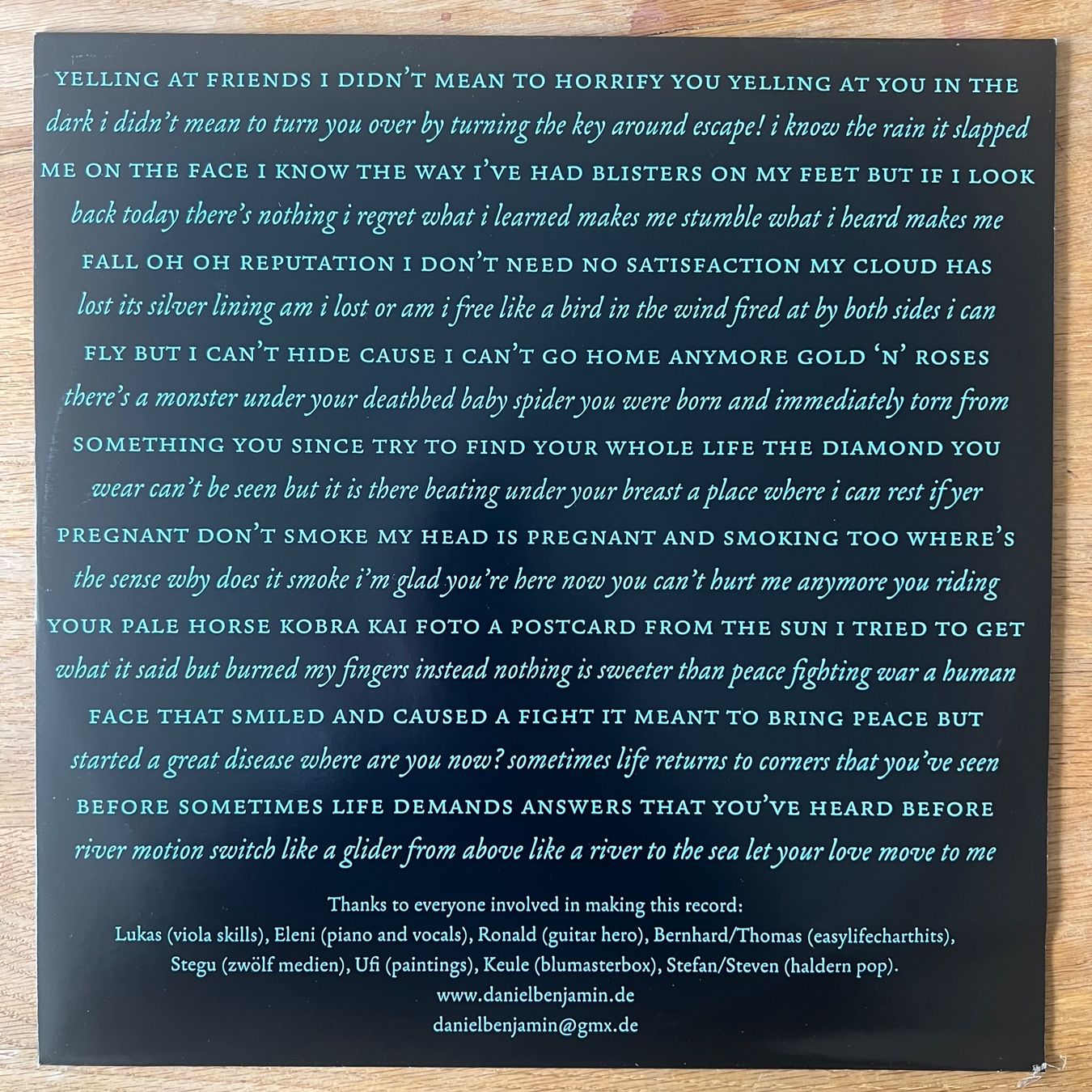 Dischi in vinile: Daniel Benjamin - There's A Monster Under Your Deathbed / 1. – Nuovo (secondo la descrizione) da Gais venduto da soundcave57 1