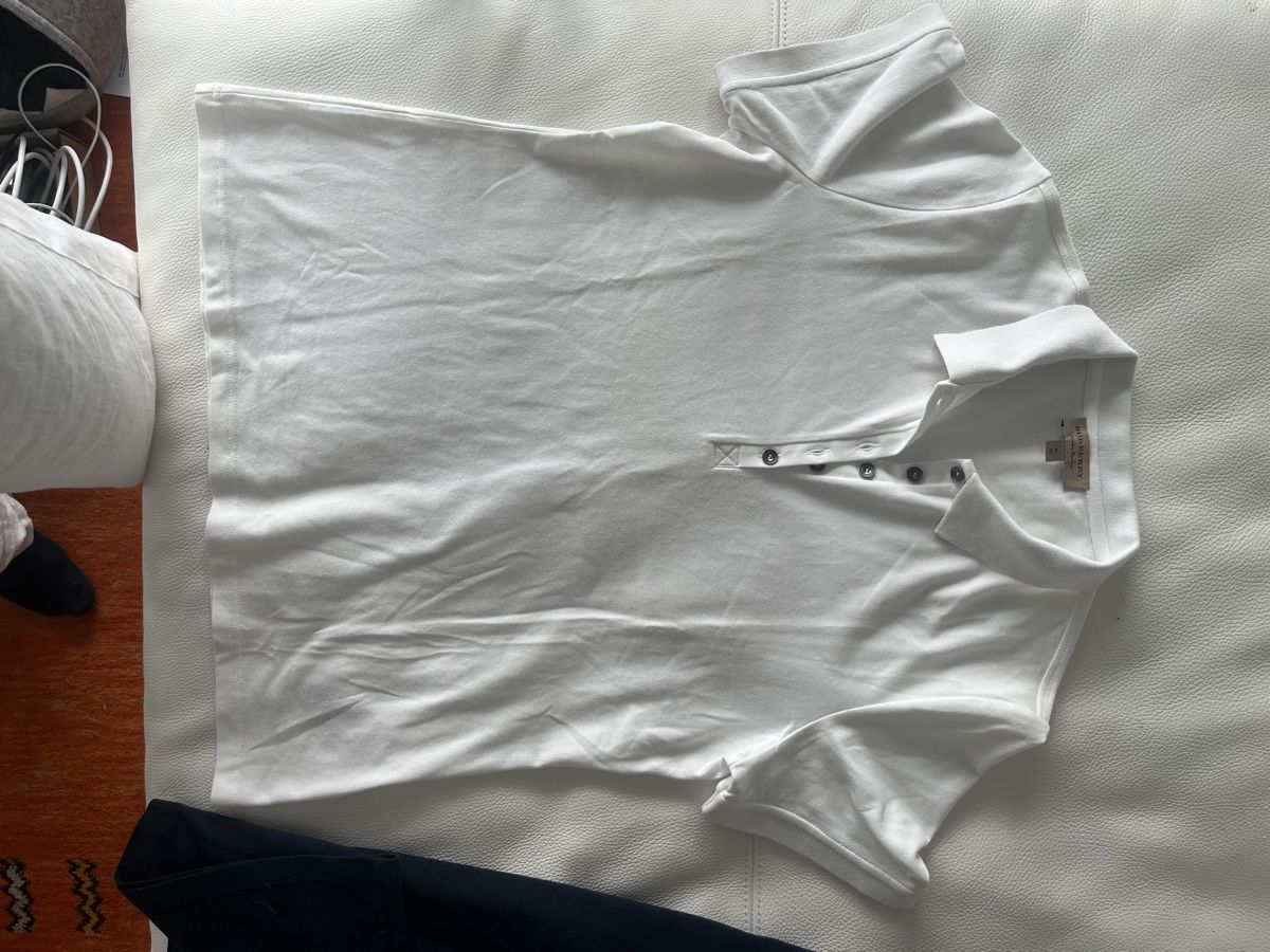 Burberry T-shirt: 3er Pack Burberry Shirts – Nuovo (secondo la descrizione) da Langnau am Albis venduto da rem_xx5l 6