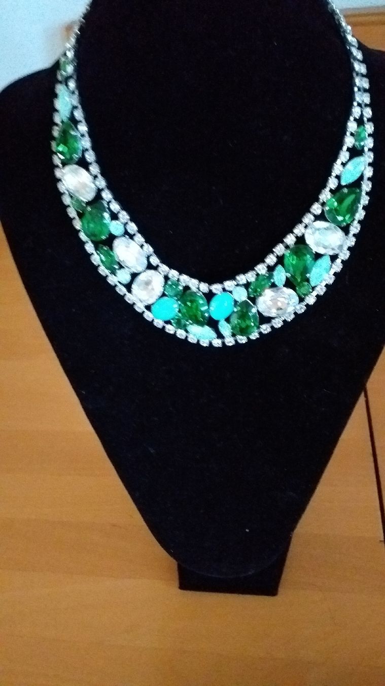 Catenine: Collier – Usato da Wünnewil venduto da 04Blume