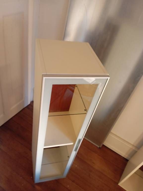 Vitrinen: Vitrine – Gebraucht aus Basel von Petergunn 2