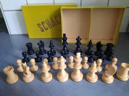 PIÈCES POUR JEU D'ECHECS, BOÎTE D'ORIGINE
