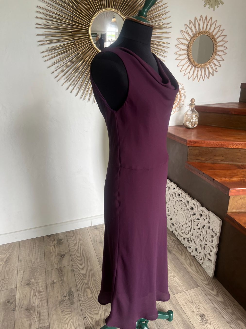 H&M Robes: Délicate robe PRUNE M – D'occasion à Seiry par vanille08 4
