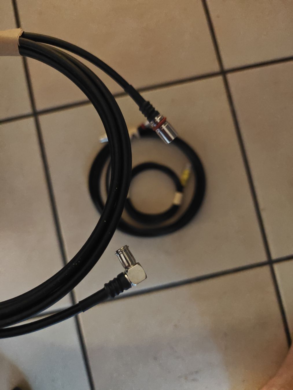 Kabel: Cable reseau, tv  – Neu (gemäss Beschreibung) aus Cormondreche von pajojo 3