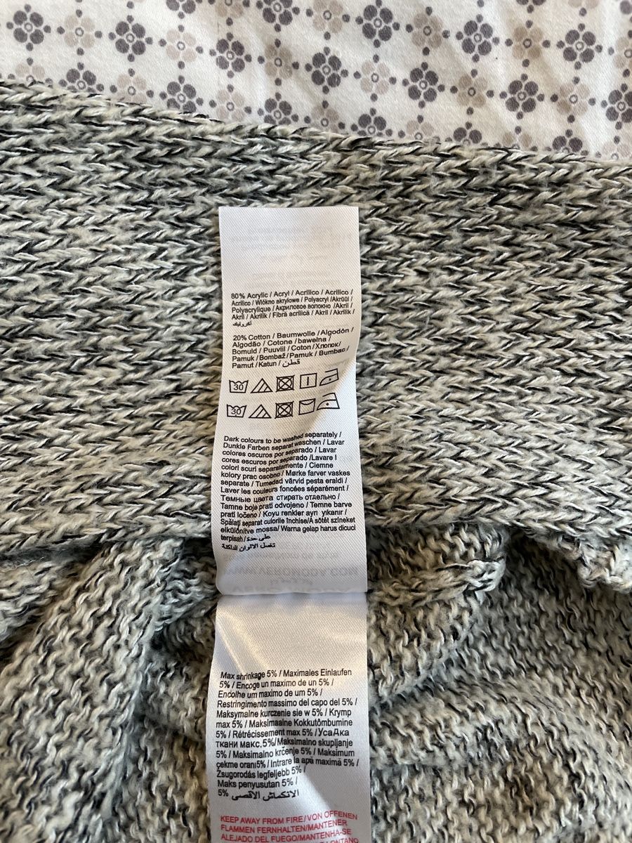 Pulls & Sweat-shirts: Pullover von Vero Moda – D'occasion à Schmitten FR par Monei19 2