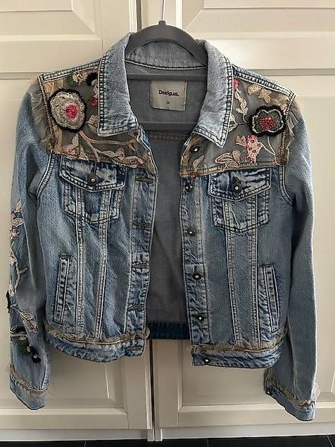 Desigual Giacche: Desigual Jeansjacke Grösse 36 – Nuovo (secondo la descrizione) da Marbach SG venduto da Sonni81