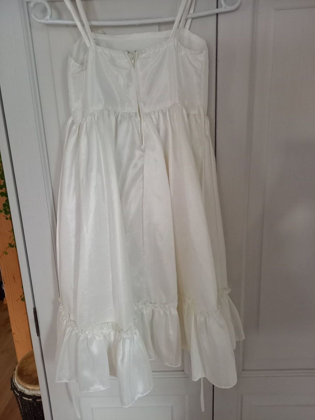 Vestiti & Gonne: Festkleid cremefarben; 9-10jährig – Nuovo (secondo la descrizione) da Wetzikon ZH venduto da Silberfuchsauge 1