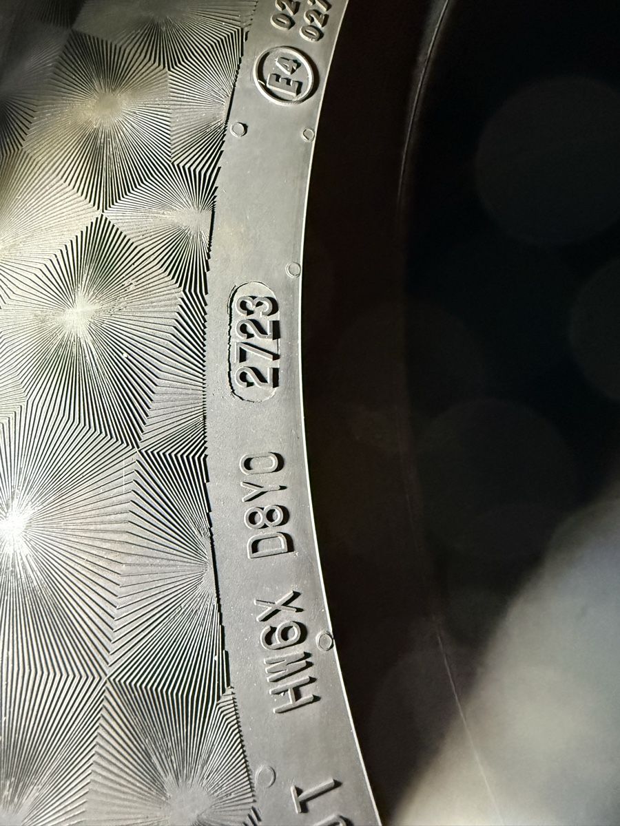 Pneus & Kompletträder: Continental 295/45 R20 Sommerreifen  – Gebraucht aus Bretzwil von angel094 2