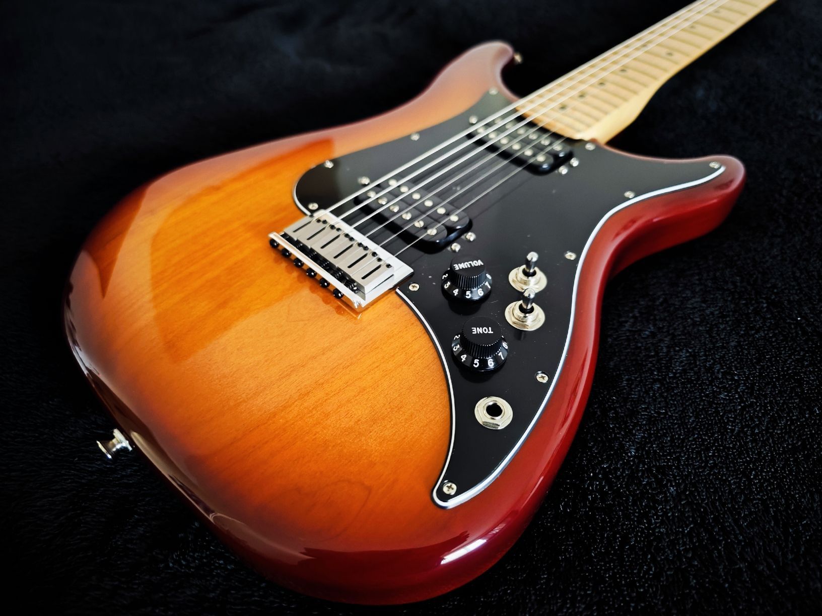 Fender Strumenti musicali: Fender Player Lead III – Usato da Obfelden venduto da tan_9h7p 5